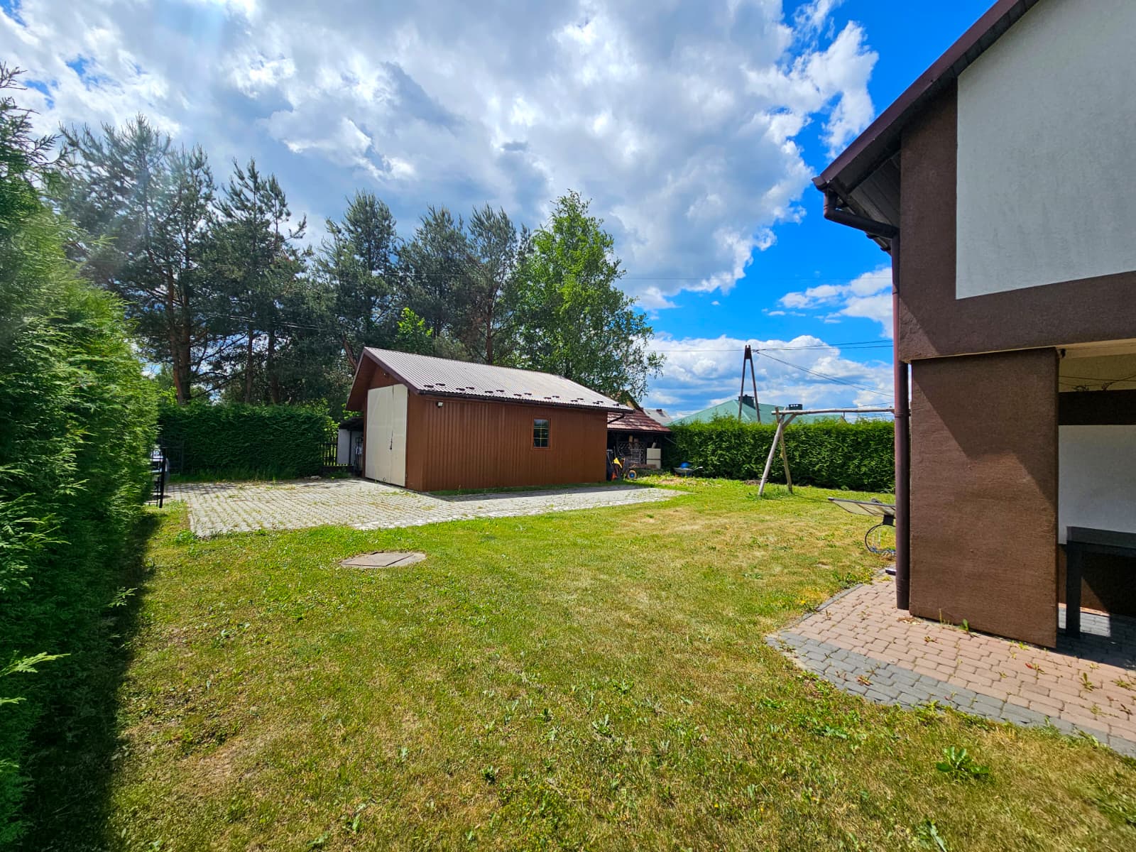 Przestronny dom dla rodziny lub inwestora | 2 mieszkania - zdjęcie 903