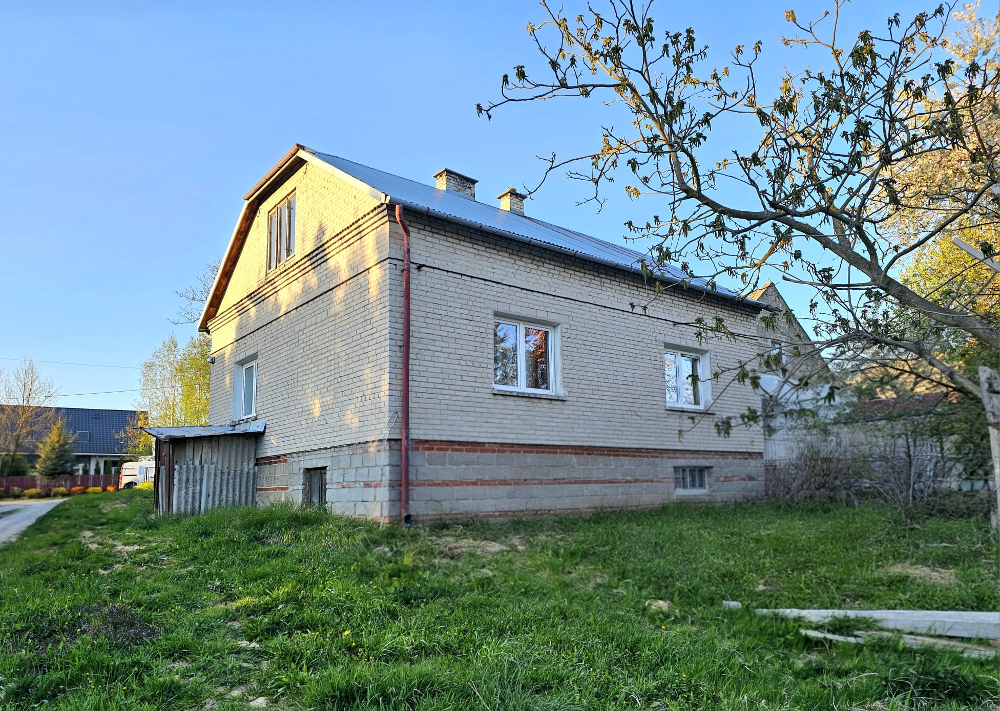 Dom jednorodzinny do własnej adaptacji - zdjęcie 35
